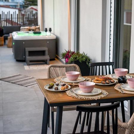 プレベザAmbient Living Loftsアパートメント エクステリア 写真