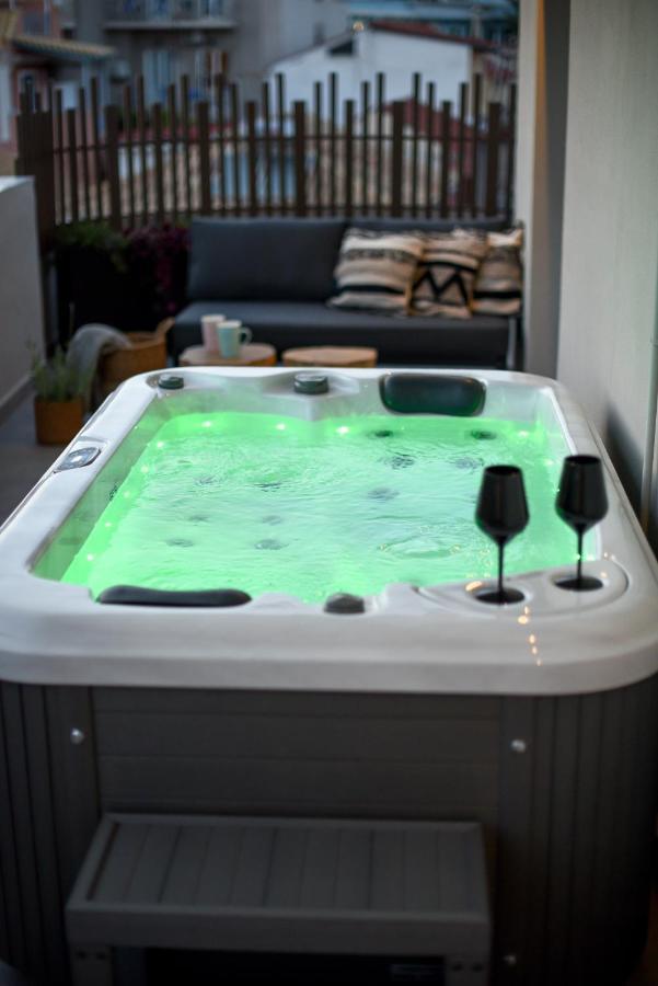 プレベザAmbient Living Loftsアパートメント エクステリア 写真